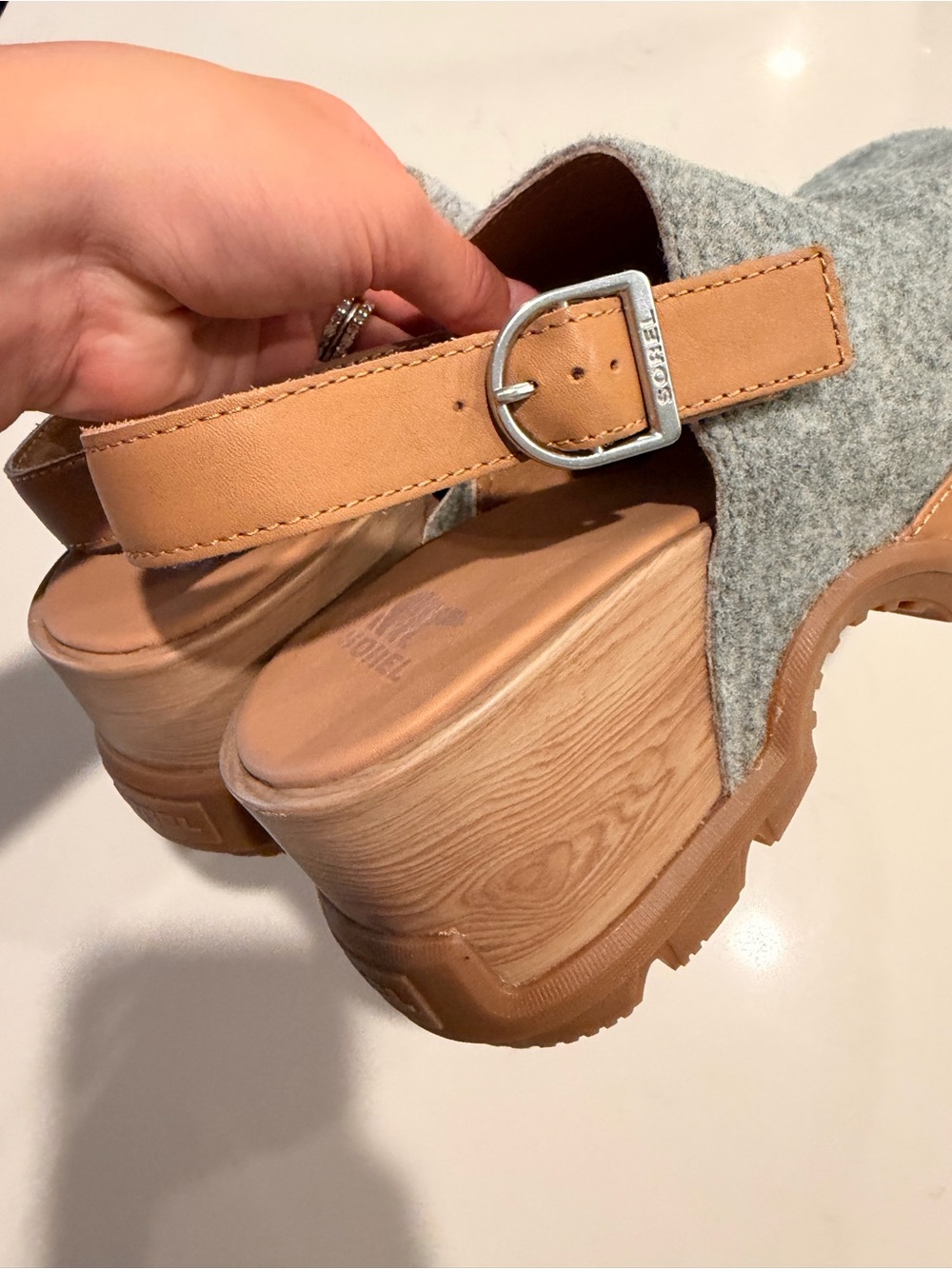 Sorel Roam'N Clog size 9.5 - Picture 5 of 6